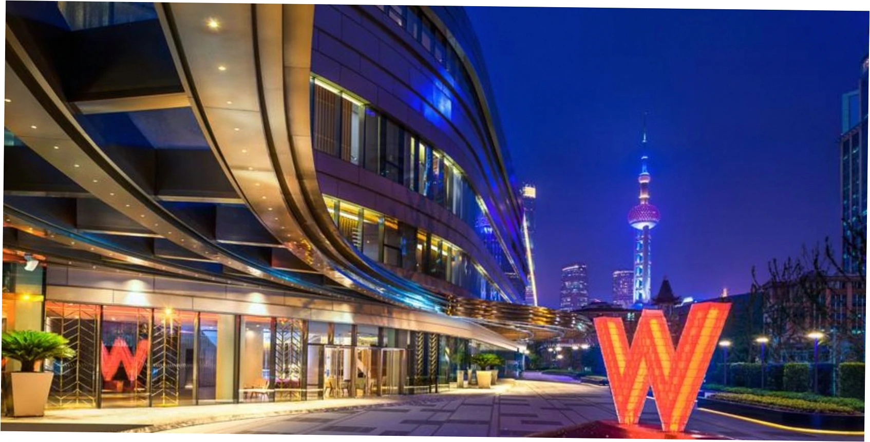 The Bund's Identity: More Than a Postcard View