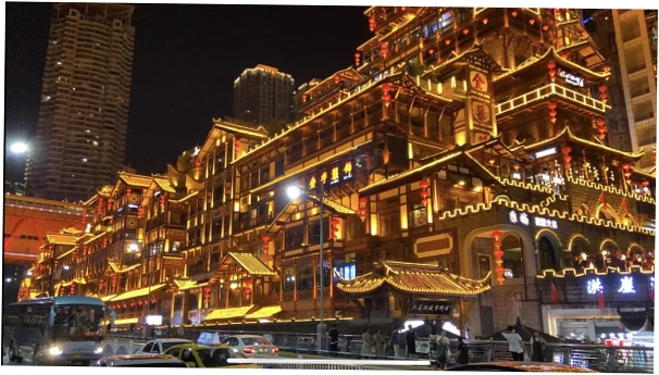 hongya cave light up time